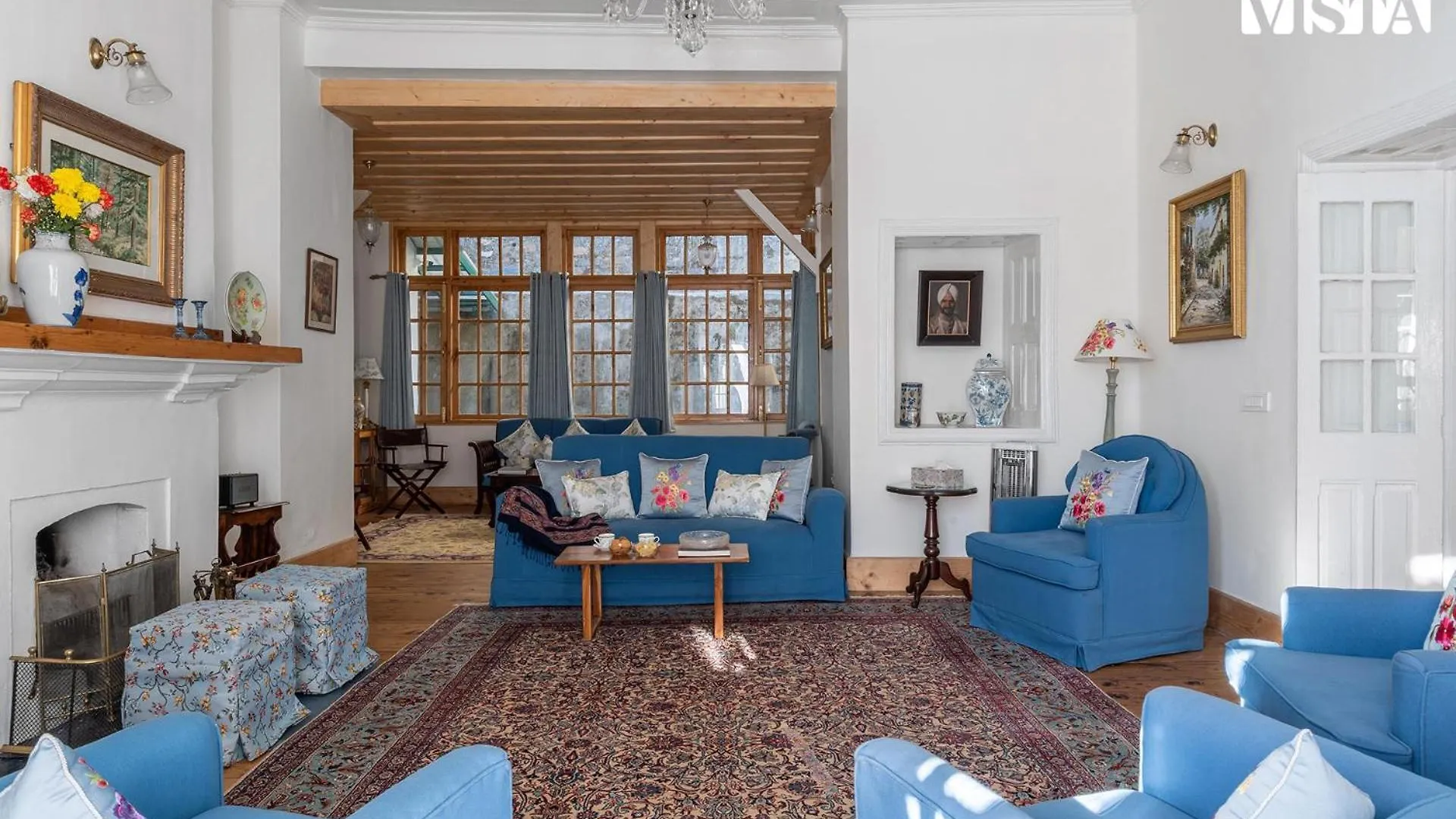 Stayvista At Dimple Lodge With Private Lawn & Forest View Shimla
